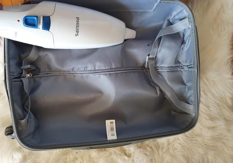 vacuuming-suitcase