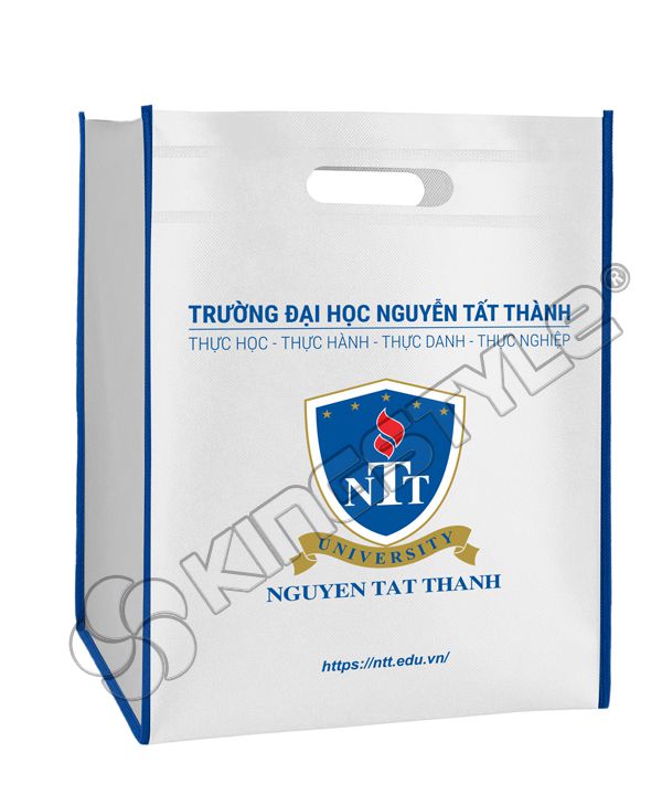 tui vai khong det truong dai hoc nguyen tat thanh 2